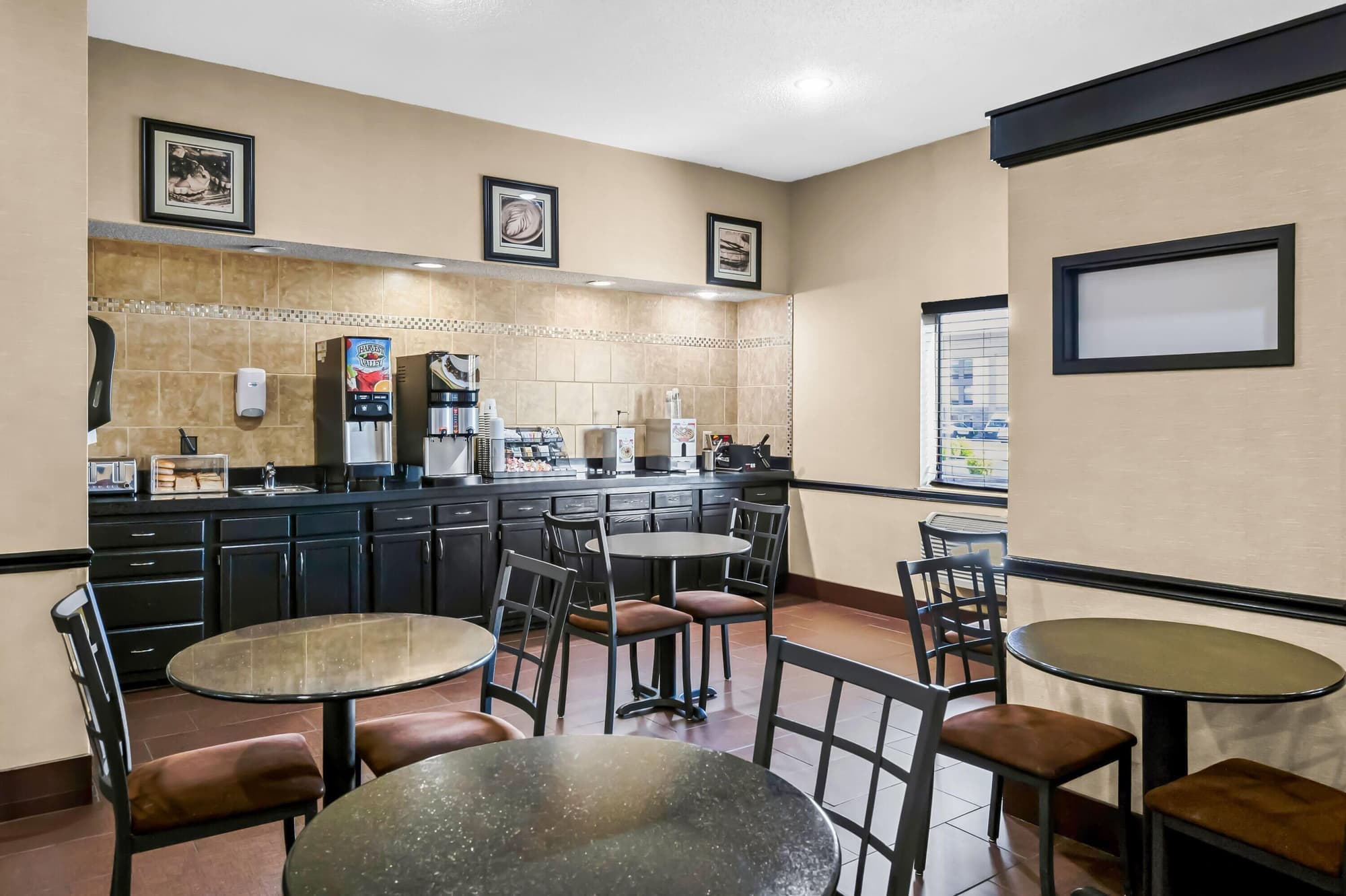 Days Inn by Wyndham Collinsville, Restaurant