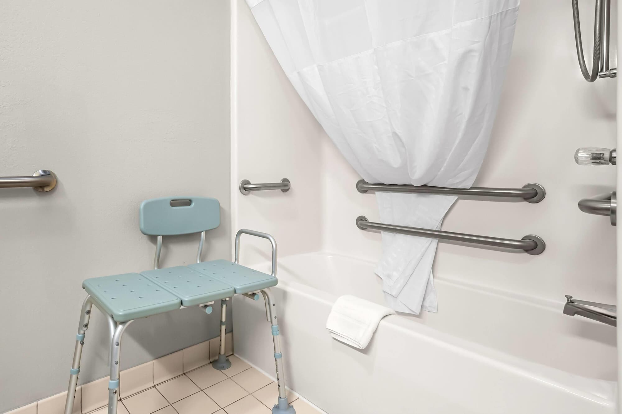 Days Inn by Wyndham Collinsville, Room