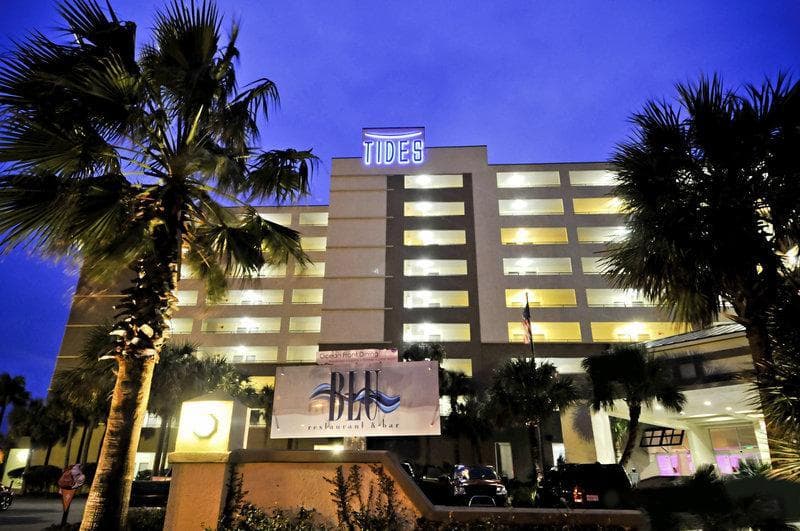 Tides Folly Beach, General view
