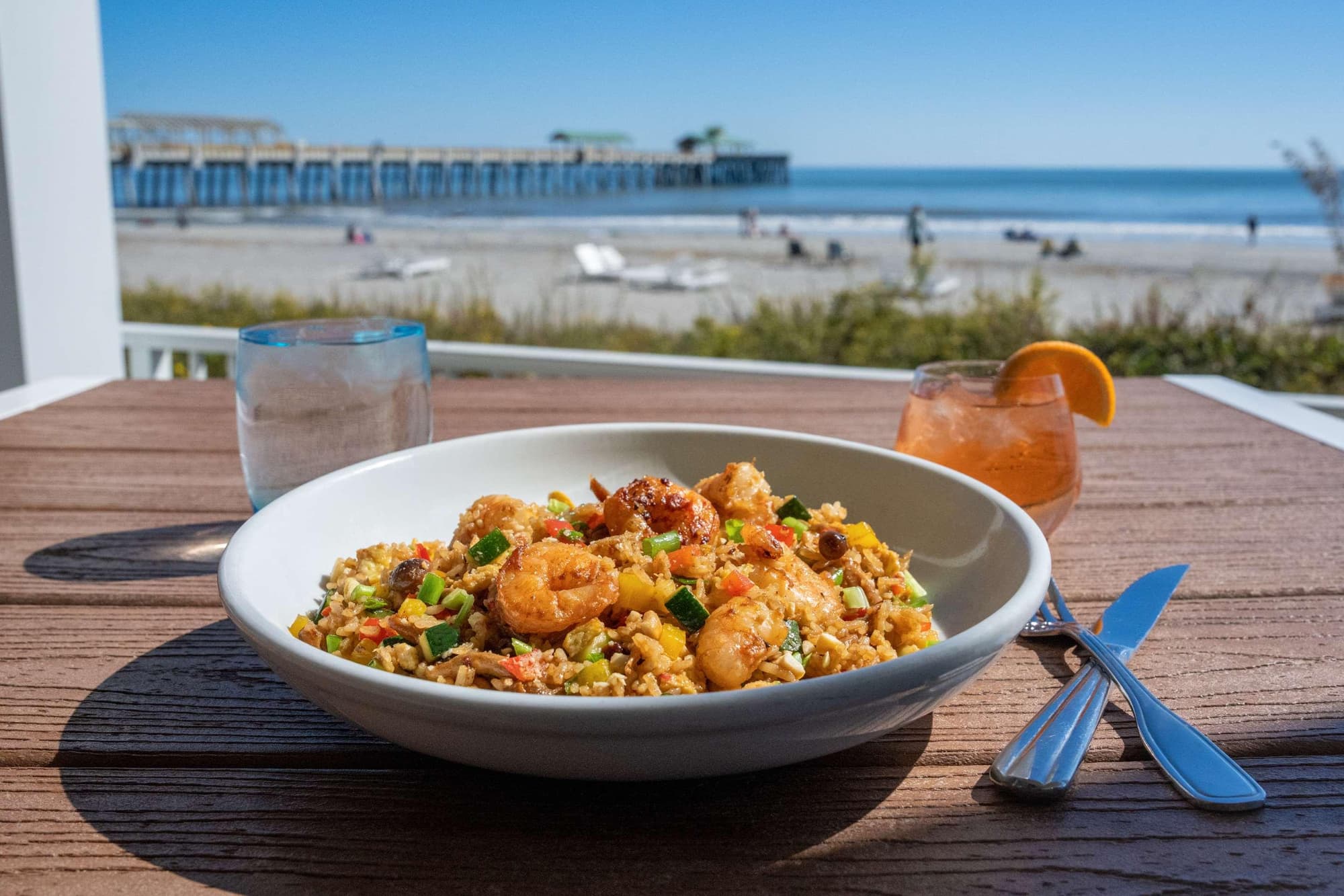 Tides Folly Beach, Restaurant