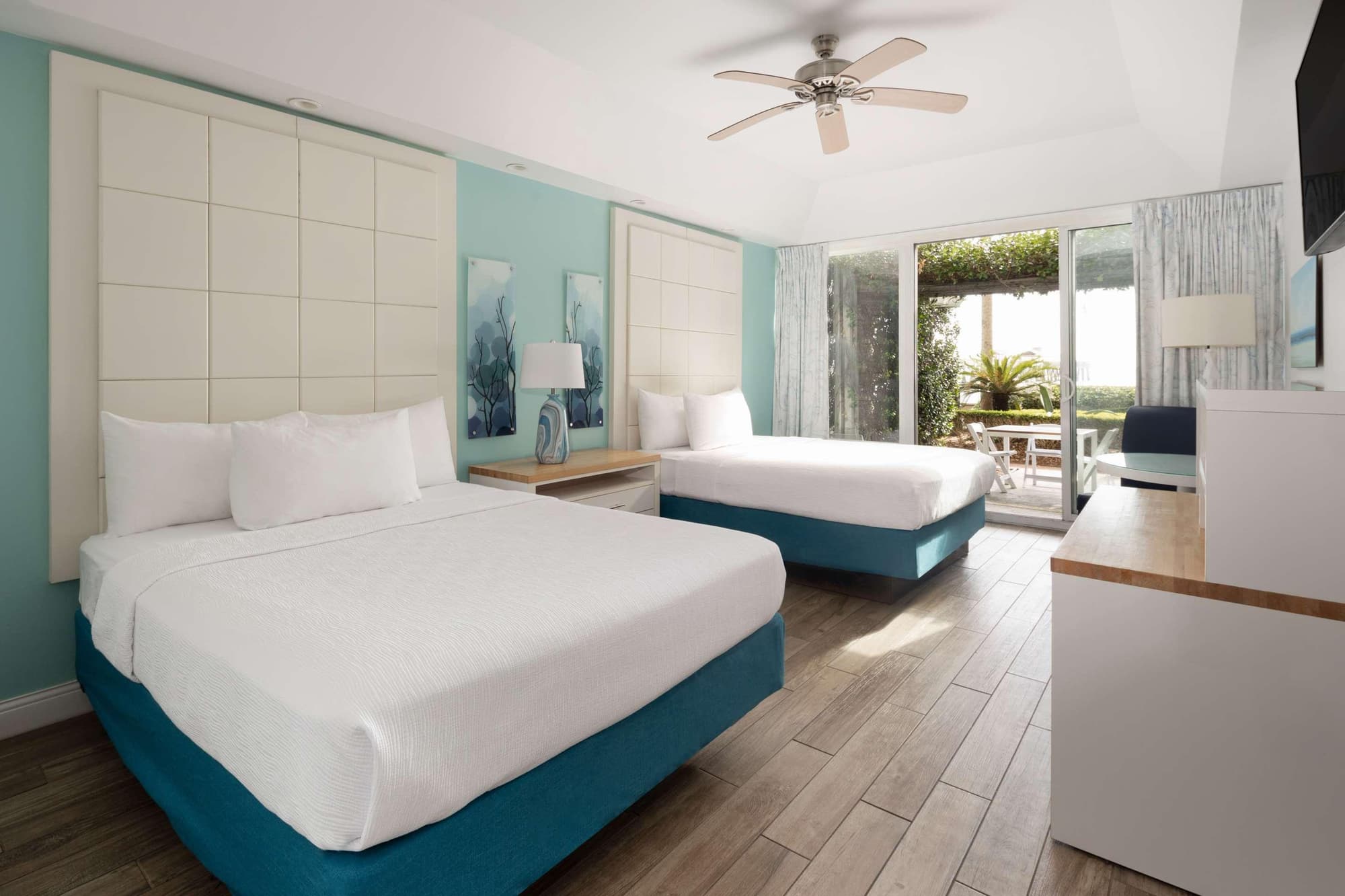 Tides Folly Beach, Room