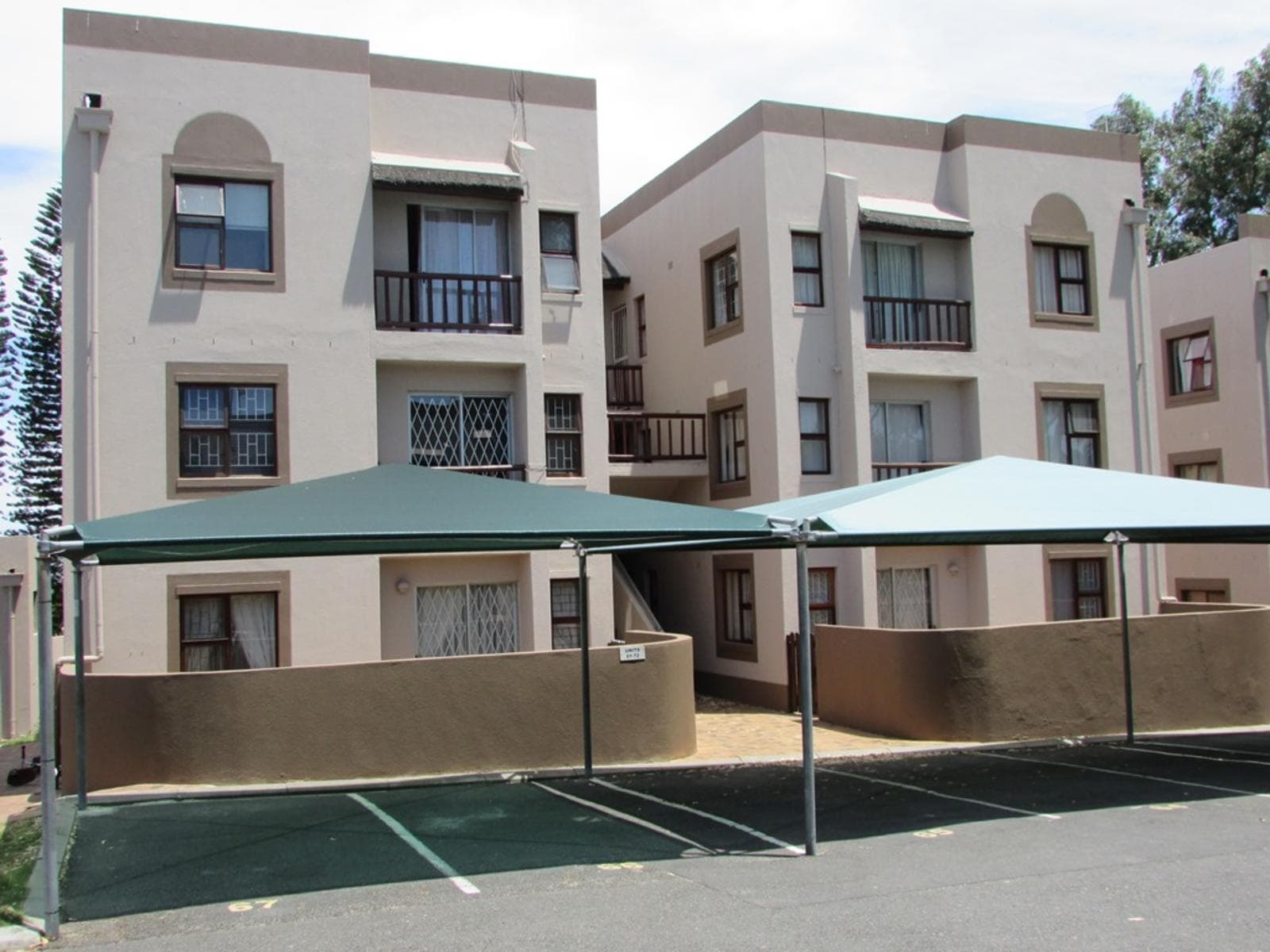 Serengeti Self Catering Units, General view