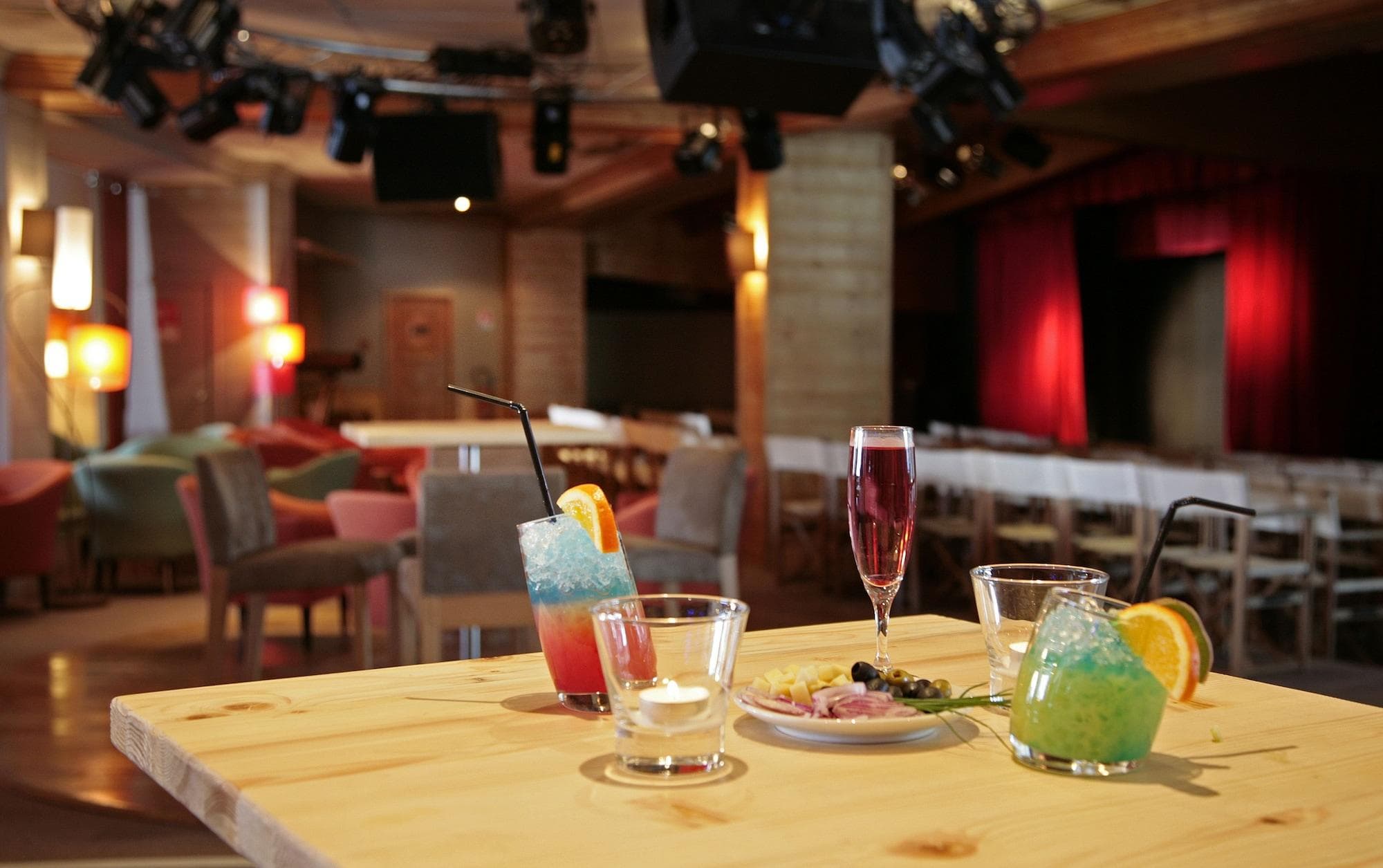 Hotel Club Mmv Altitude, Bar