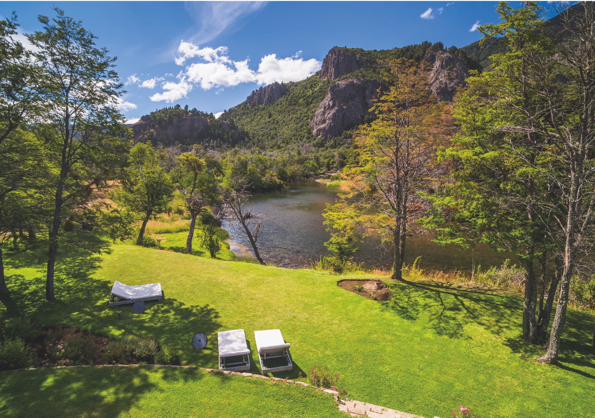 Rio Hermoso Hotel de Montaña, General view