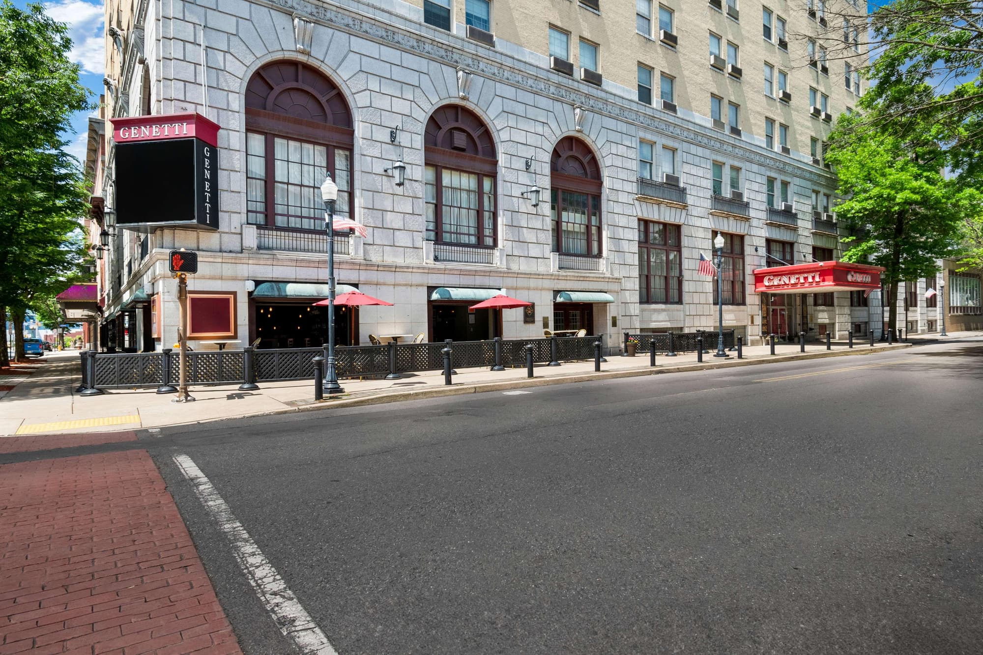 Genetti Hotel, SureStay Collection by Best Western, General view