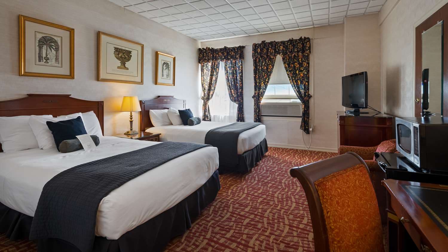 Genetti Hotel, SureStay Collection by Best Western, Room