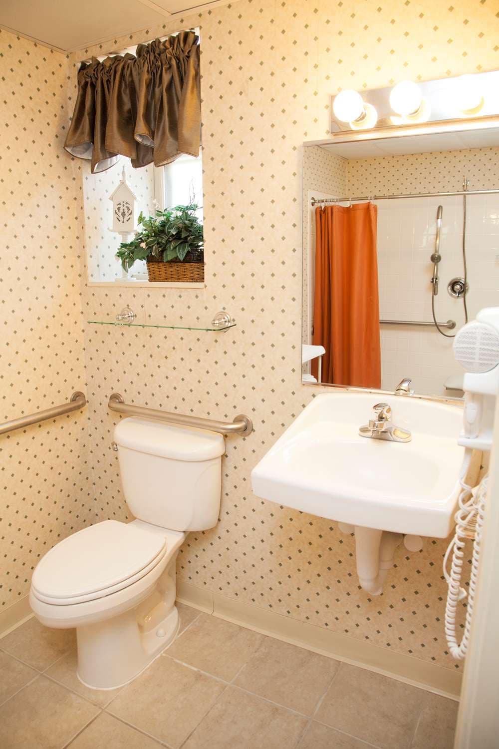 Genetti Hotel, SureStay Collection by Best Western, Room