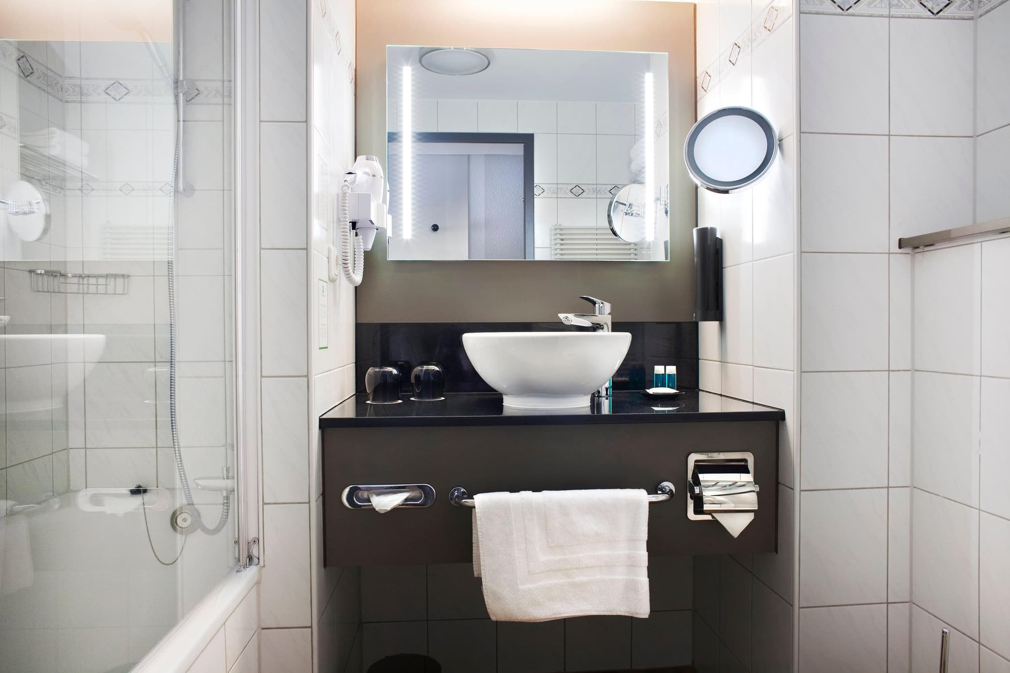 B&B HOTEL Dresden City Süd , Room