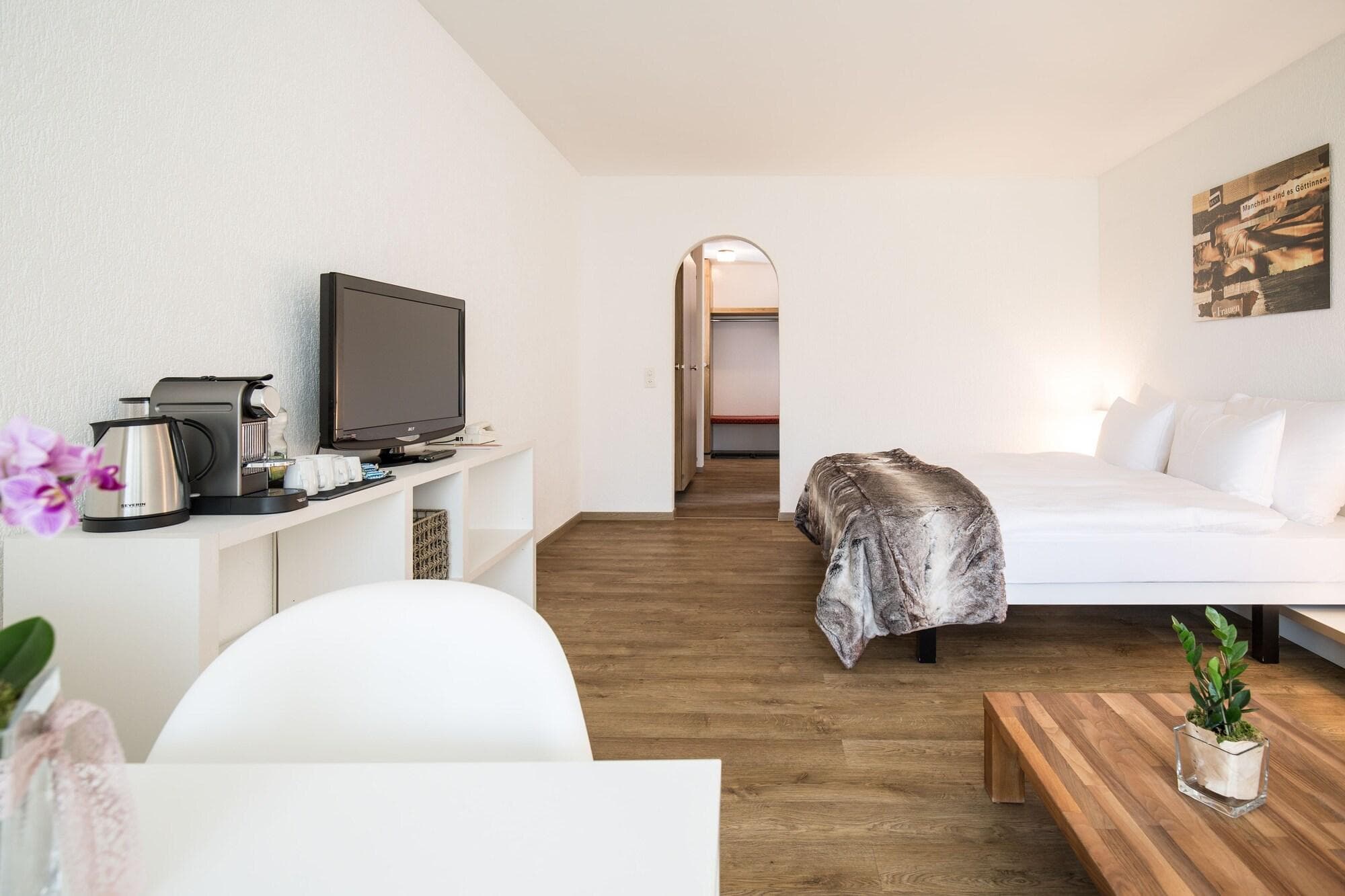 Kurhaus Alpina, Room