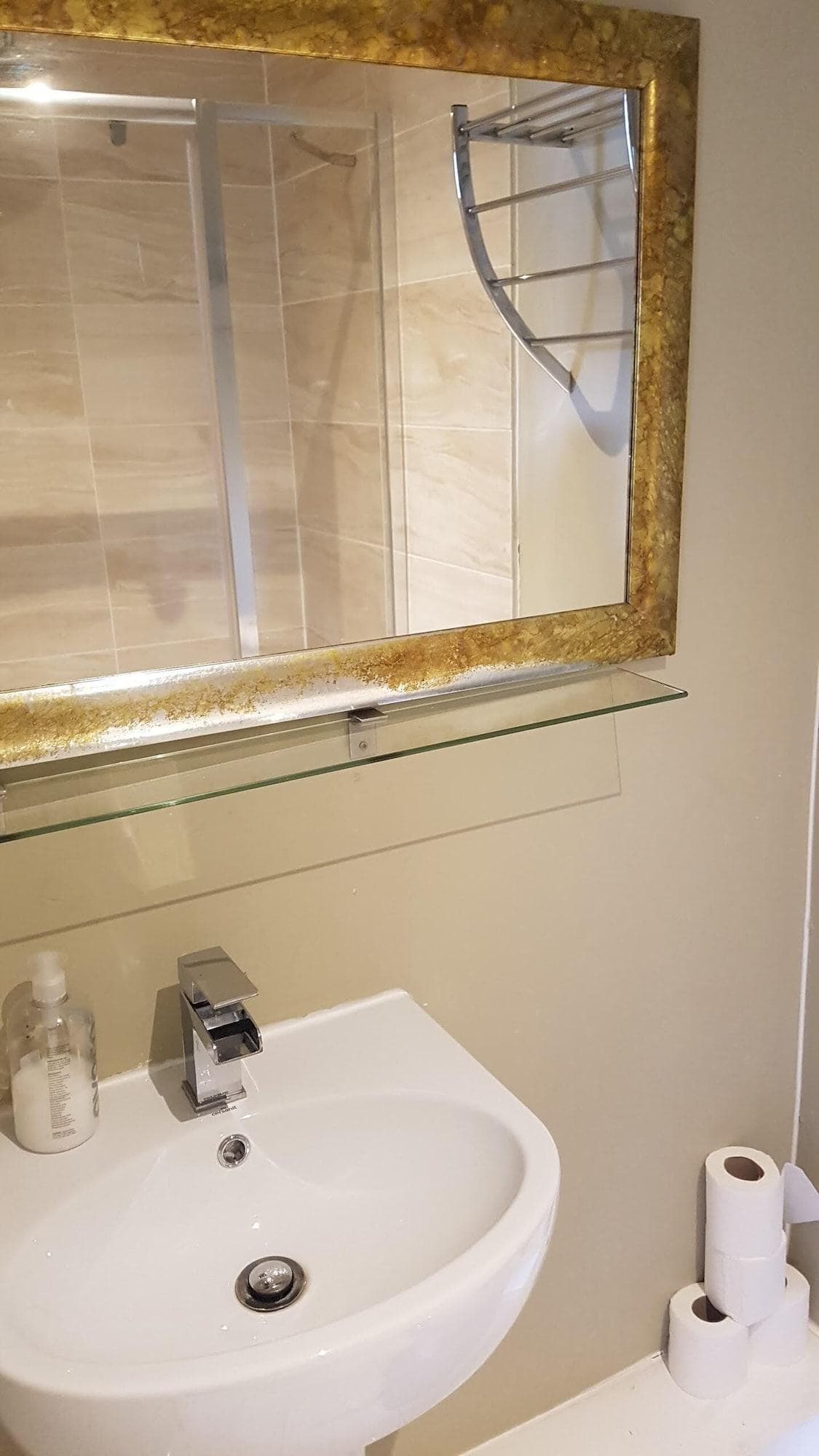 Braveheart Guest House, Room