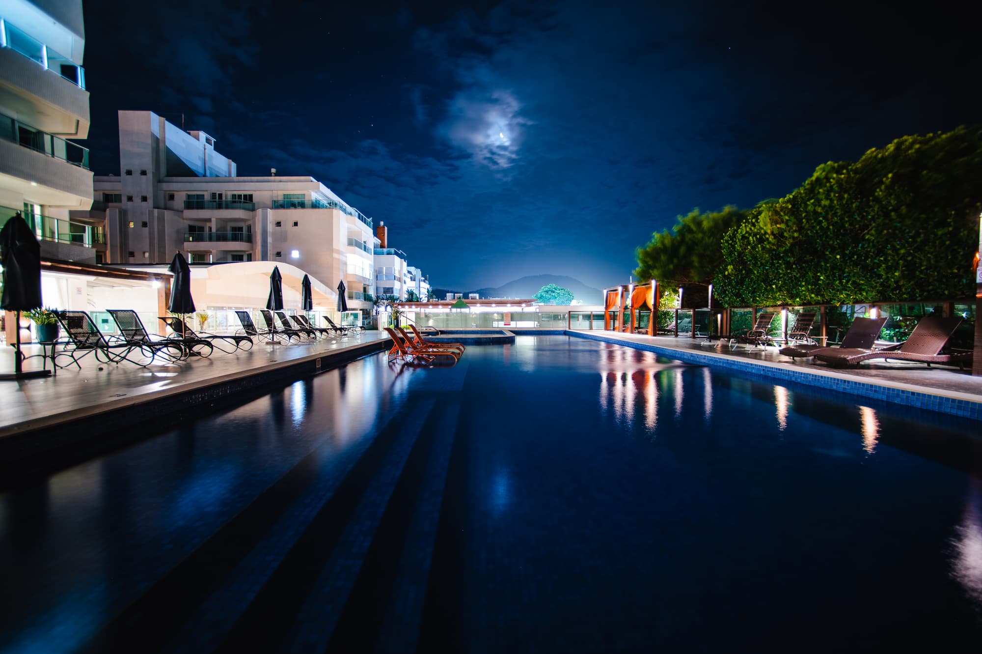 Slaviero Ingleses Convention, Pool