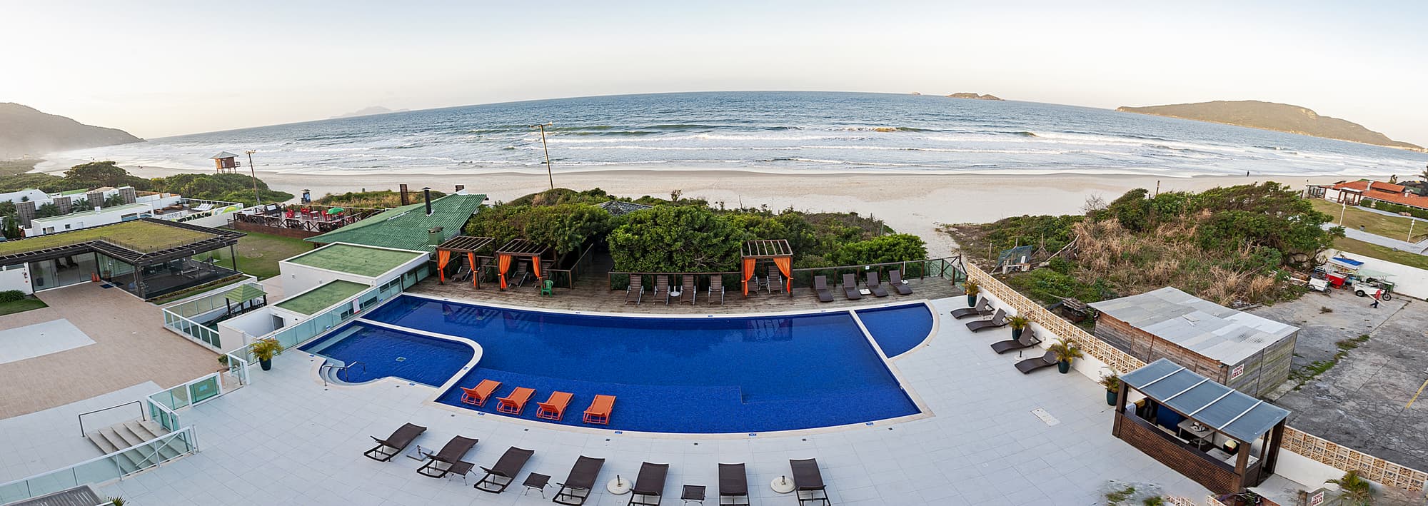 Slaviero Ingleses Convention, Beach