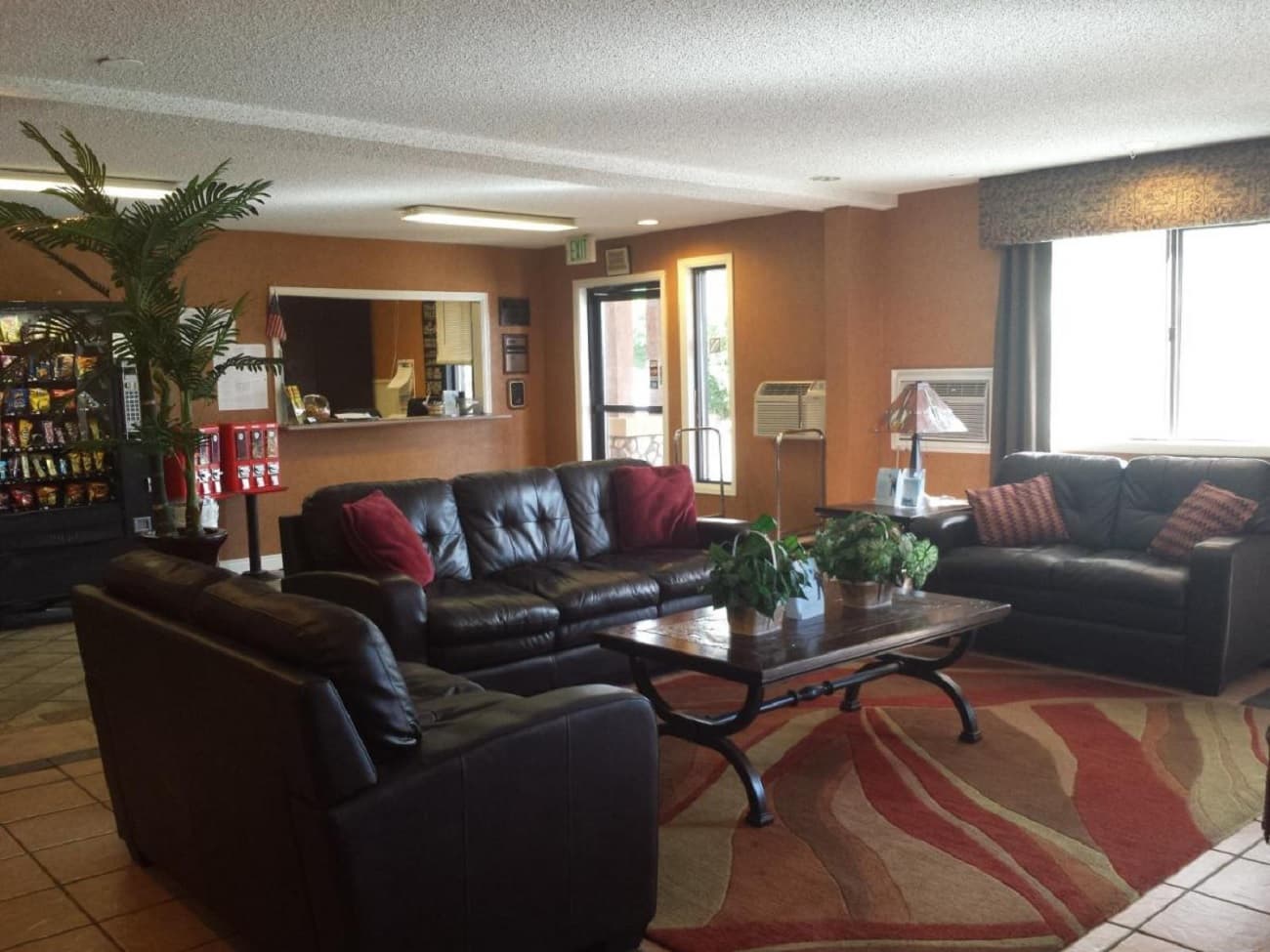 Rodeway Inn Colorado Springs, Lobby