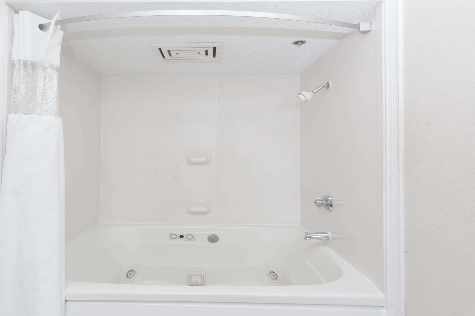 Baymont By Wyndham Covington, Room