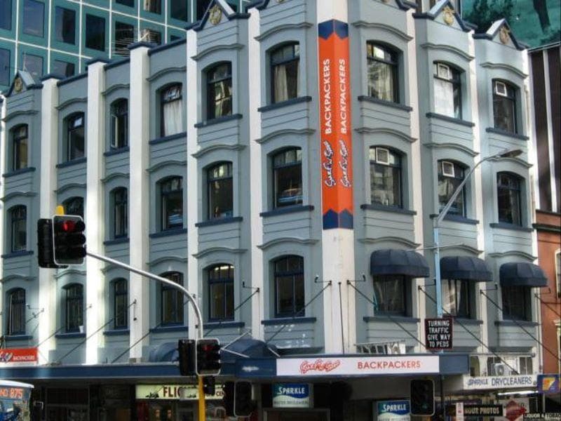 Surf 'n' Snow Backpackers, General view