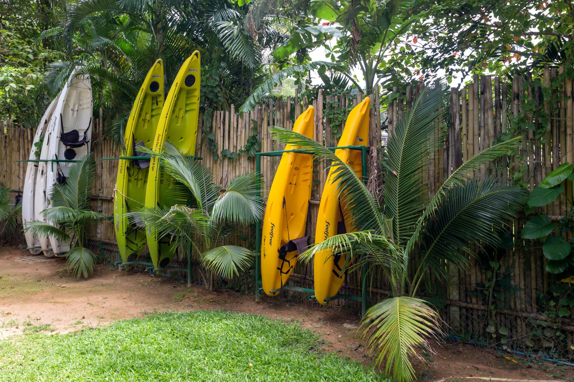 Baan Panwa Resort & Spa, Sports and Entertainment