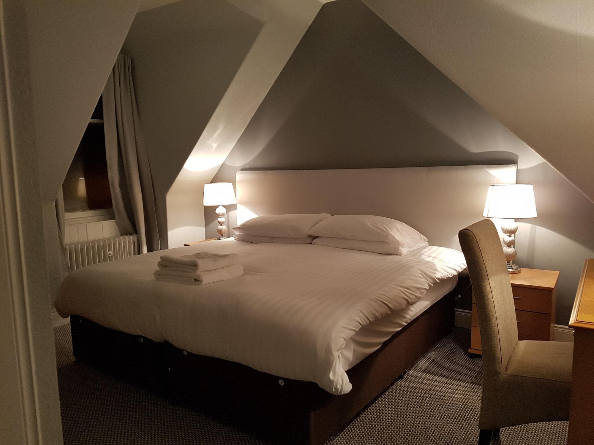 McInnes House Hotel, Room