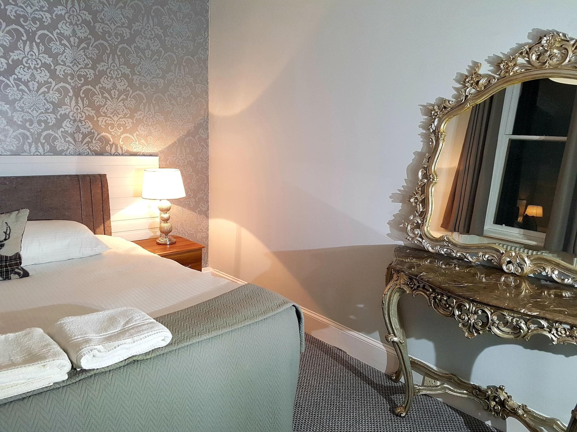 McInnes House Hotel, Room