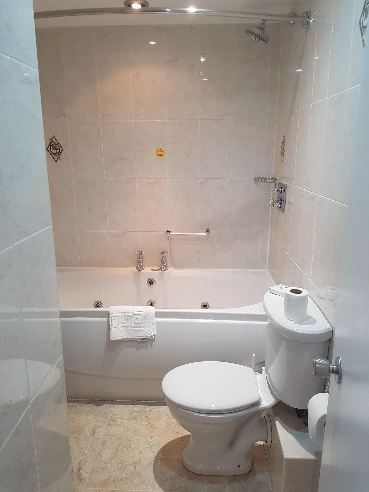 McInnes House Hotel, Room