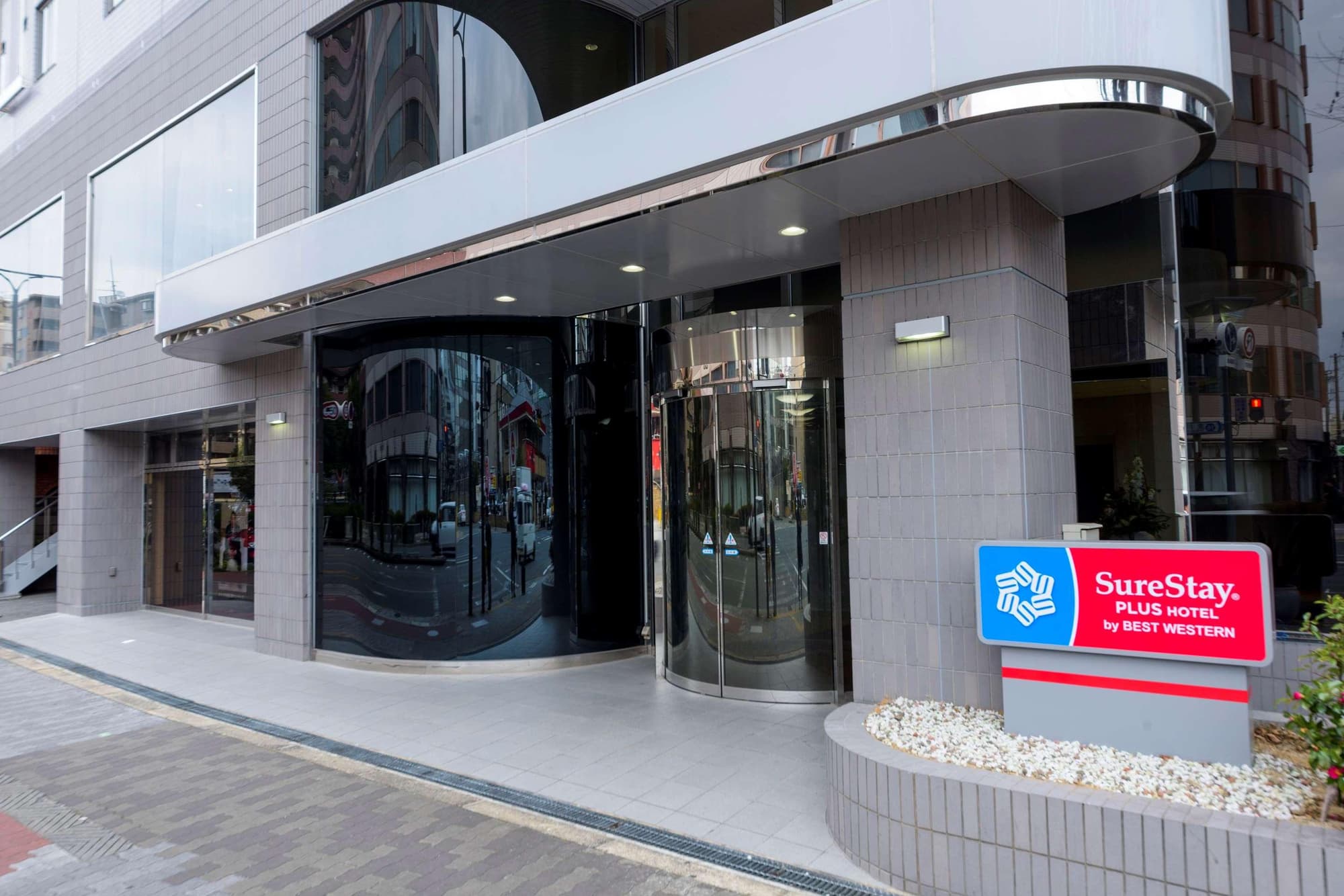 SureStay Plus by Best Western Shin-Osaka, General view