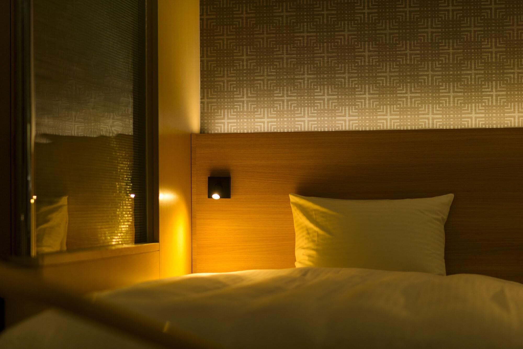 SureStay Plus by Best Western Shin-Osaka, Room