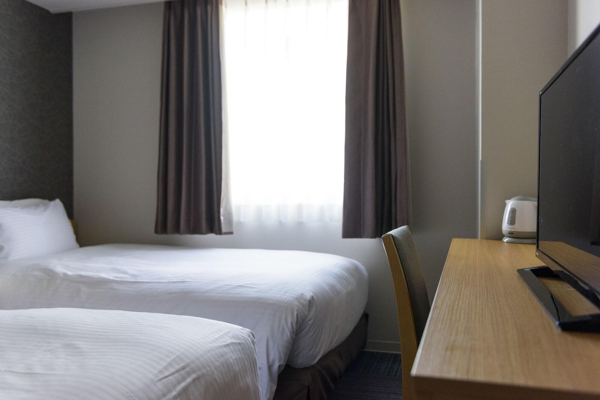 SureStay Plus by Best Western Shin-Osaka, Room
