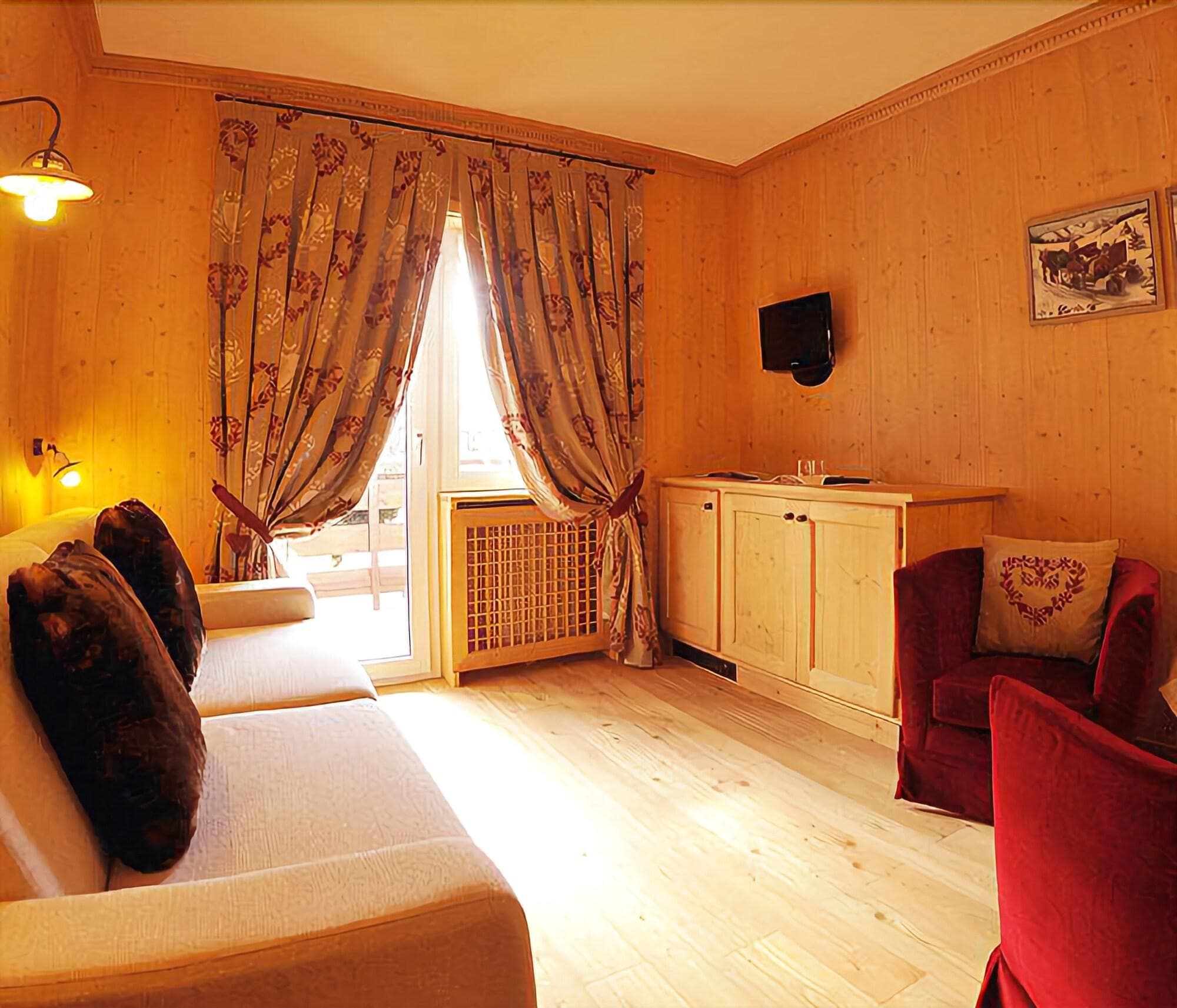 Baita Dei Pini, Room