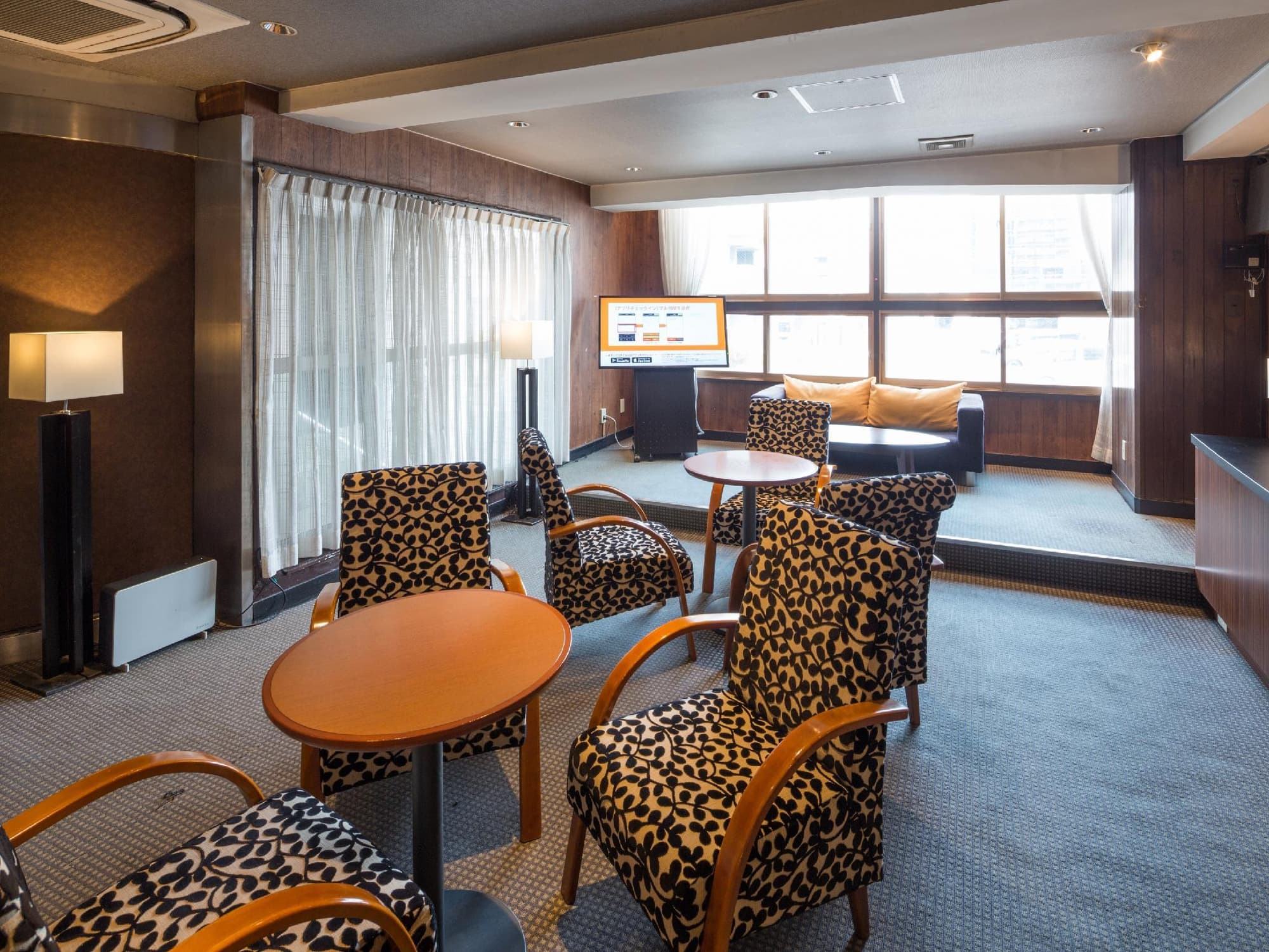 APA Hotel Niigata-Higashinakadori, Lobby