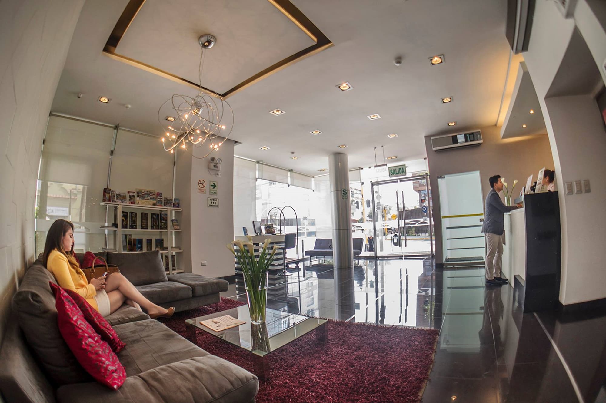 Allpa Hotel & Suites, Lobby