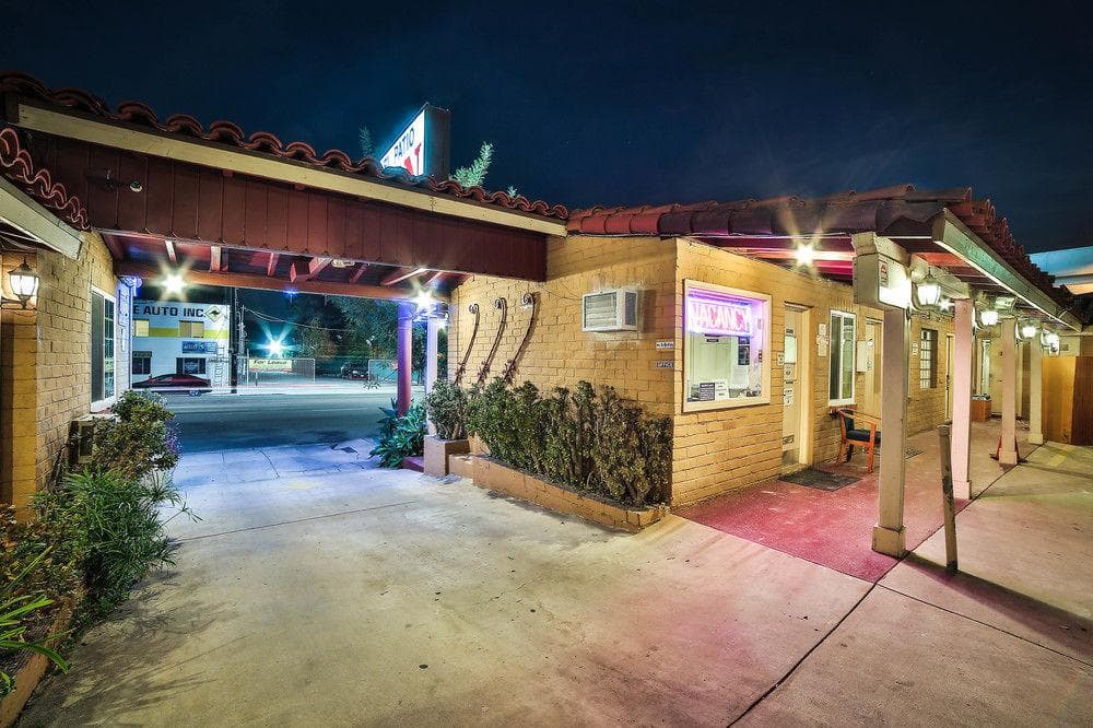 El Patio Inn, General view