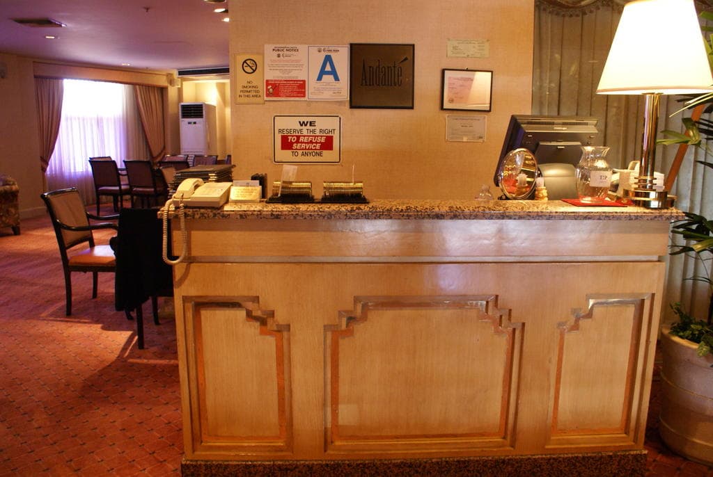 Oxford Palace Hotel and Galleria, Lobby