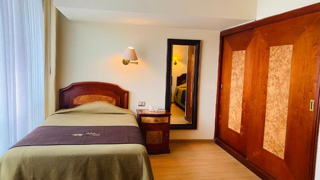 Hotel Continental Lima, Room