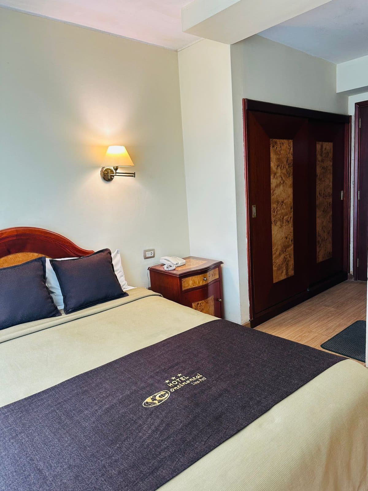 Hotel Continental Lima, Room