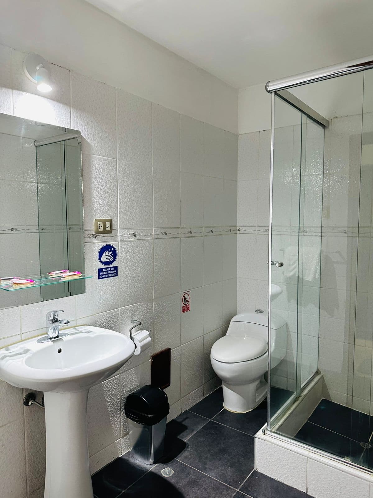 Hotel Continental Lima, Room