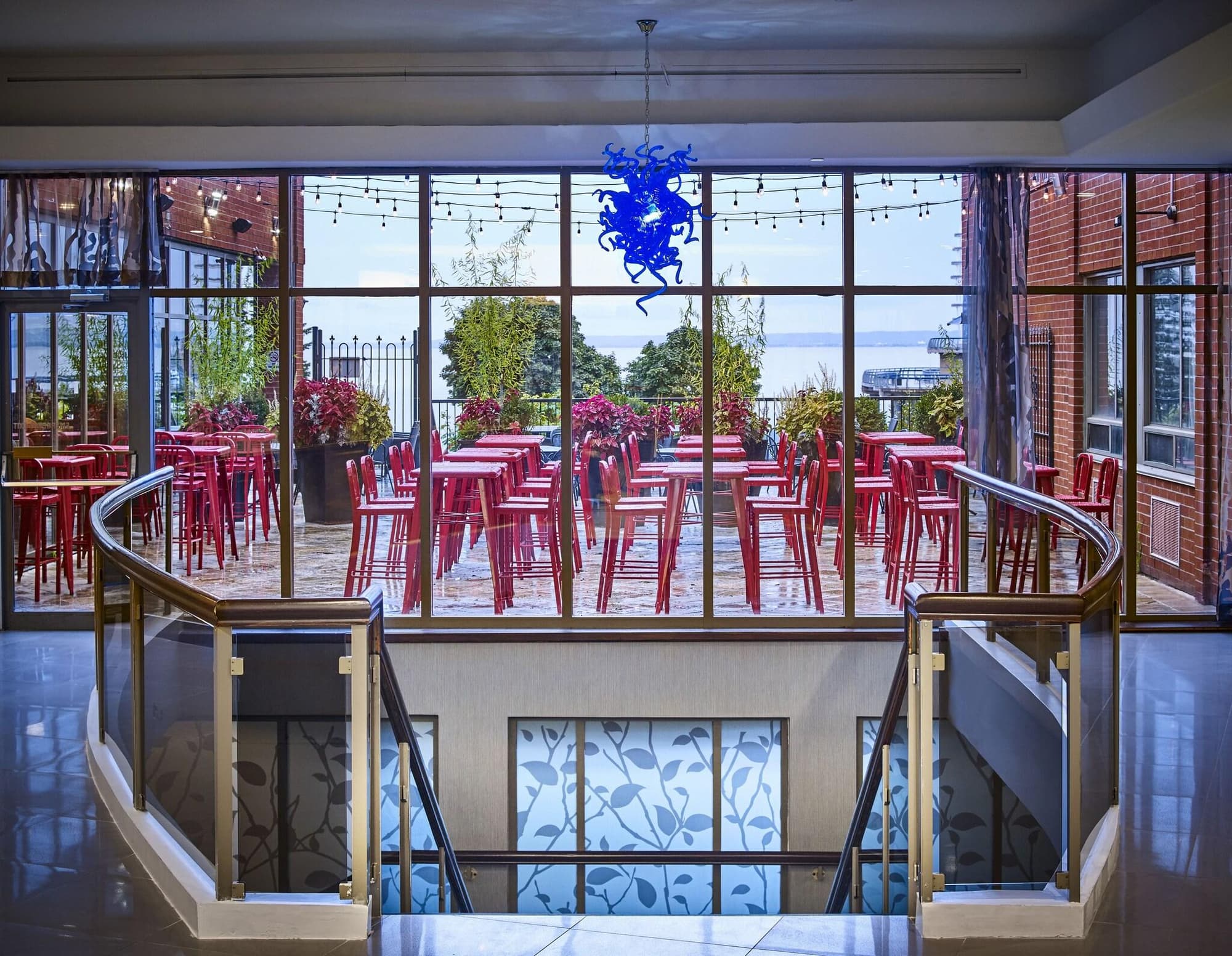 Waterfront Downtown Burlington, Lobby