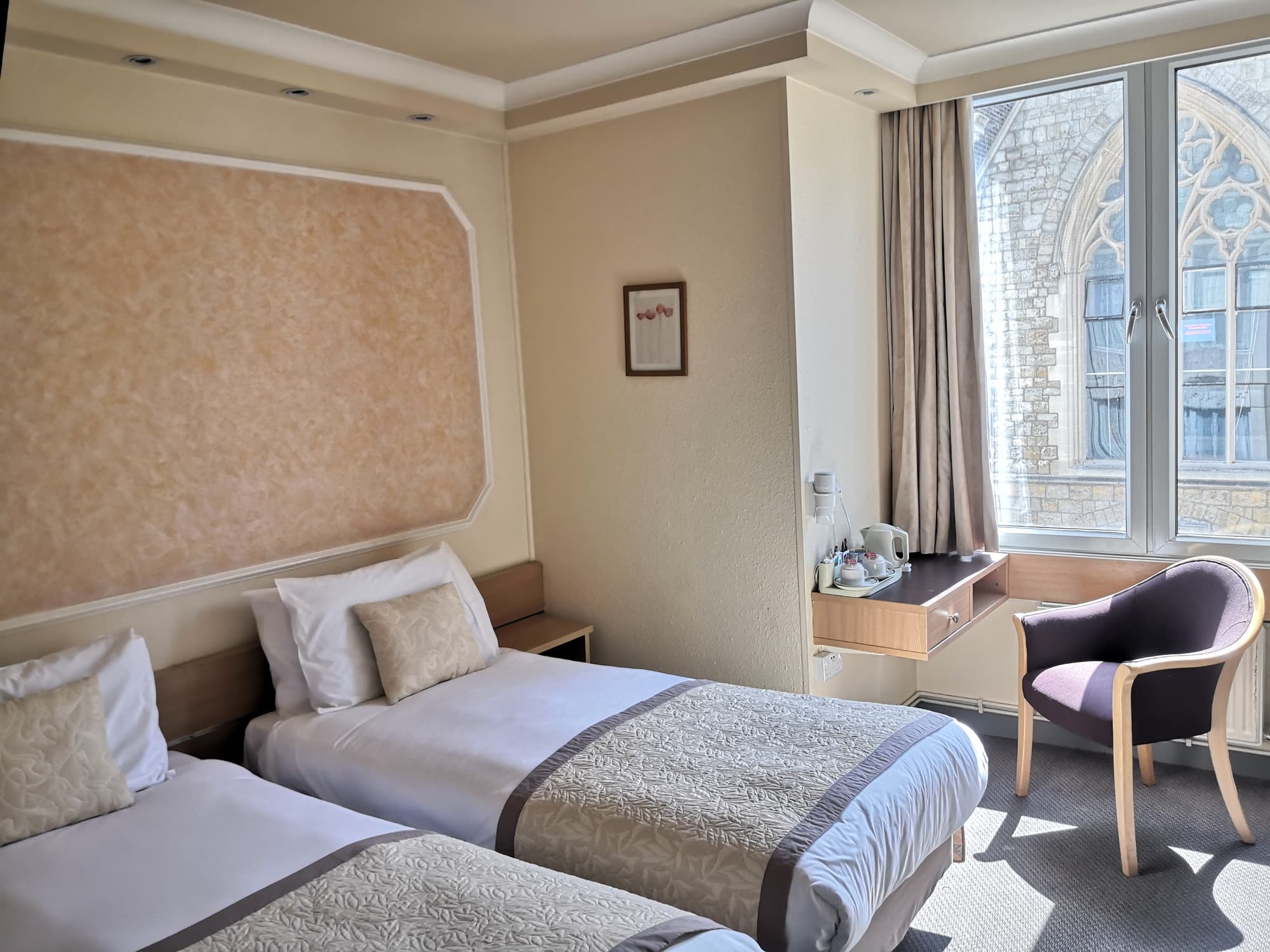 Lancaster Hall, General view