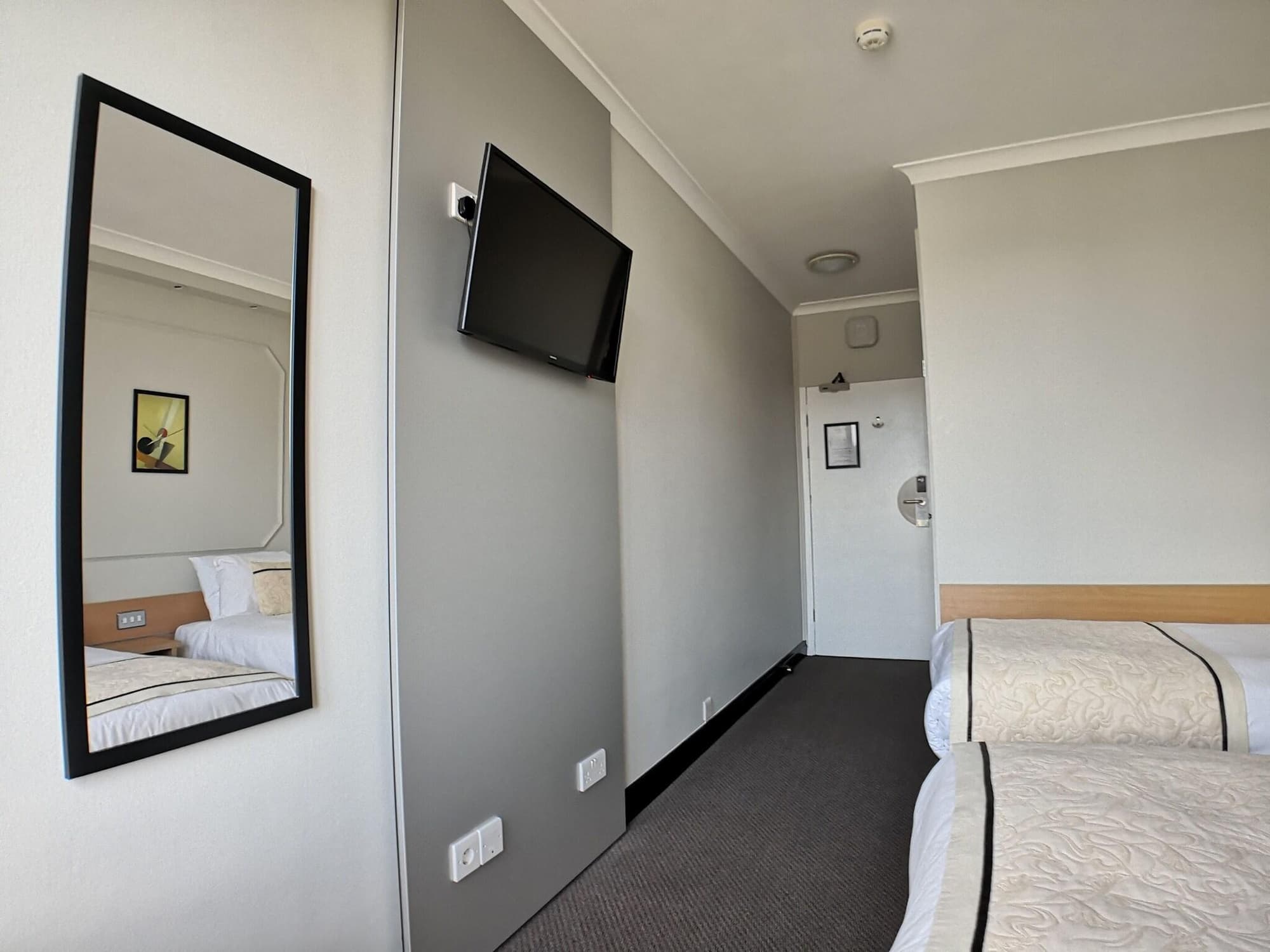 Lancaster Hall, Room