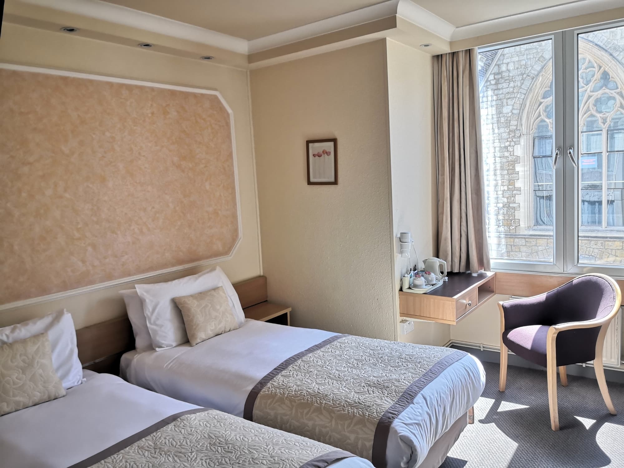 Lancaster Hall, Room