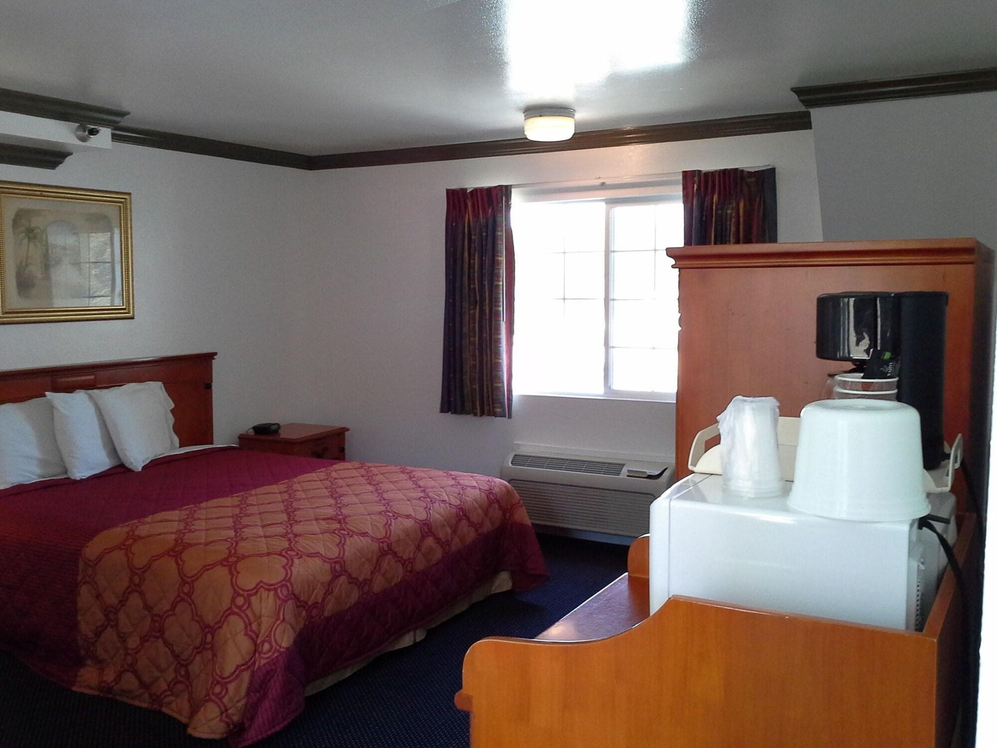 Lambert Inn, Room