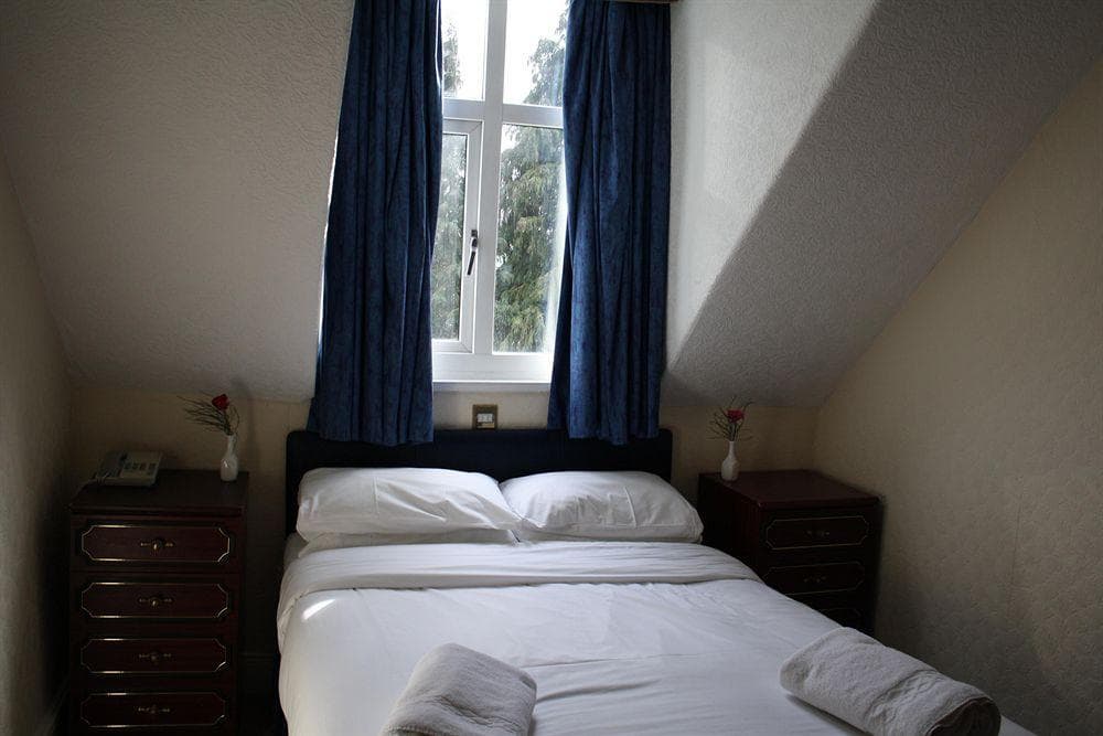 The Thames, General view