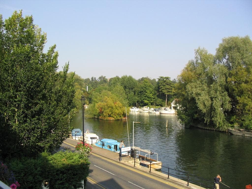 The Thames, General view