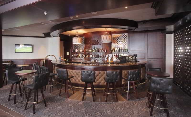 Southern Sun Maputo, Bar