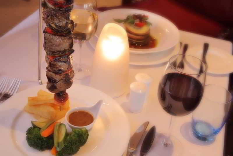 Southern Sun Maputo, Restaurant