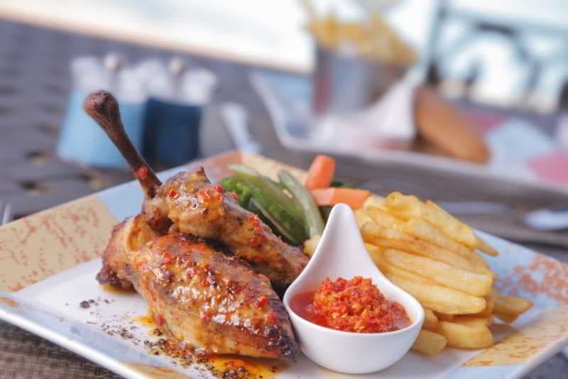 Southern Sun Maputo, Restaurant