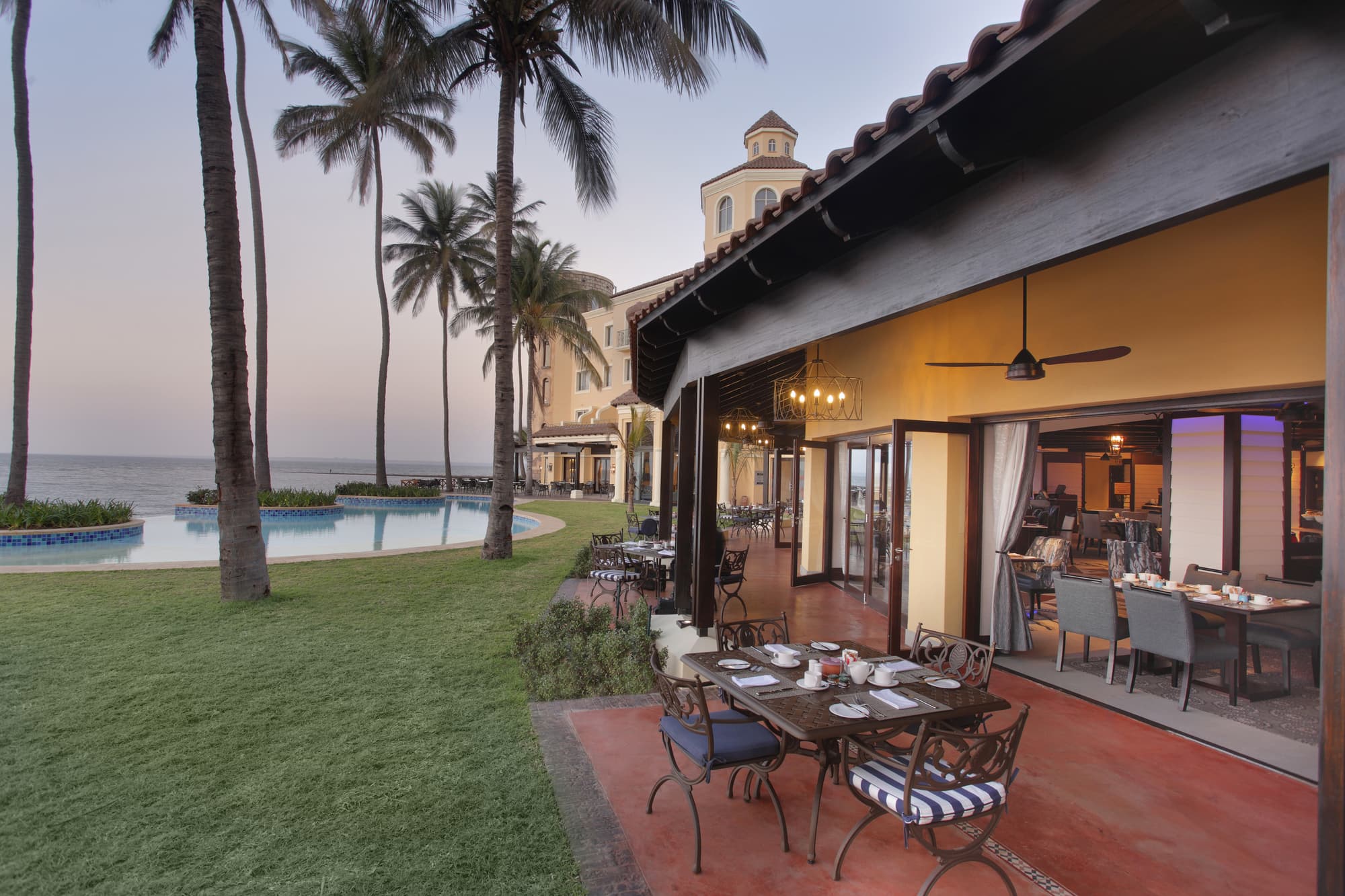 Southern Sun Maputo, Terrace