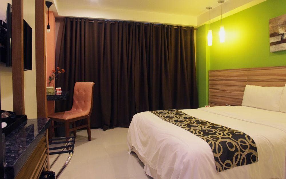 Guijo Suites Makati, General view