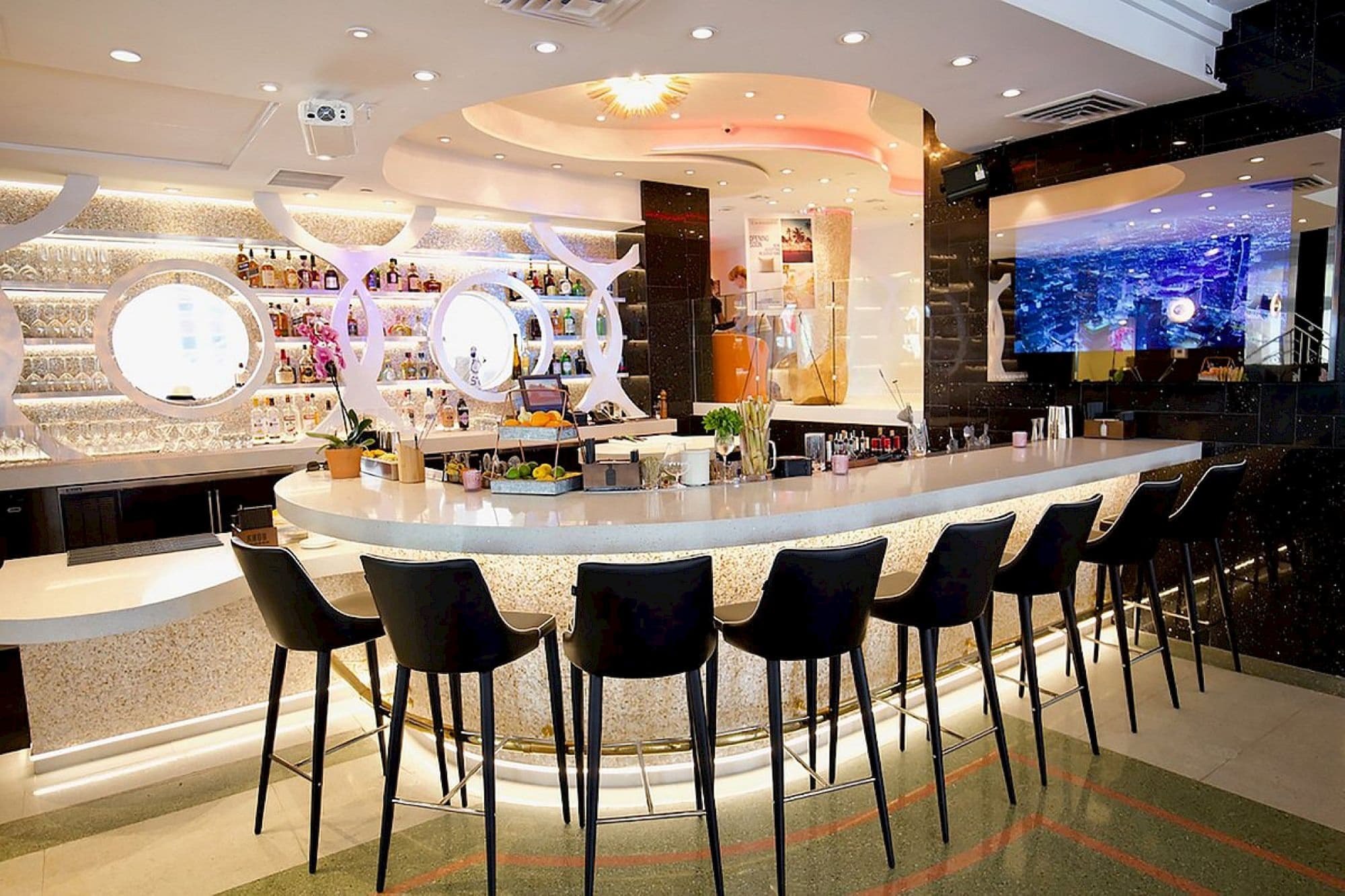 Cardozo South Beach, Bar