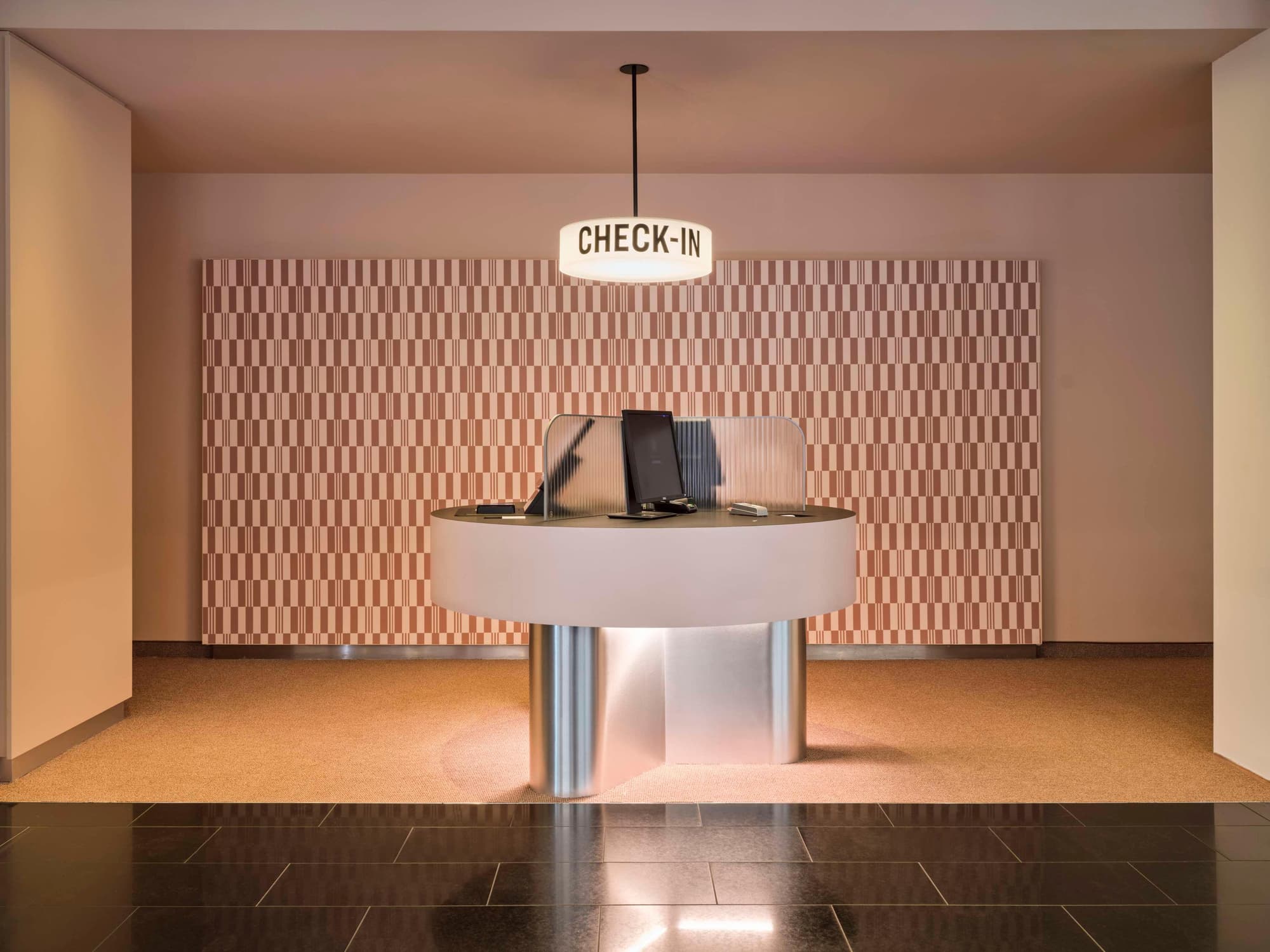 Flemings Hotel München-City, Sports and Entertainment