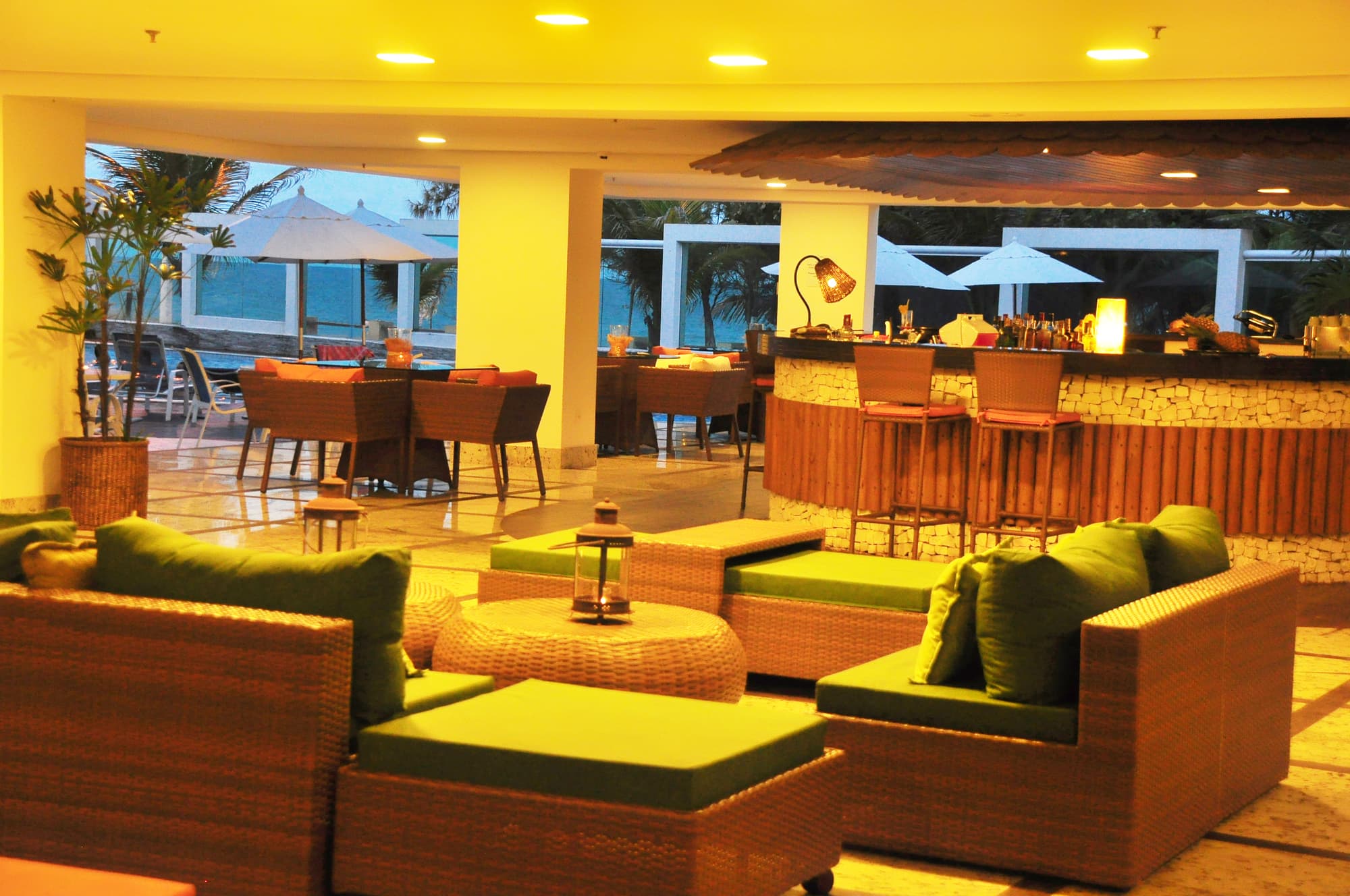 Coral Plaza Apart Hotel, Bar