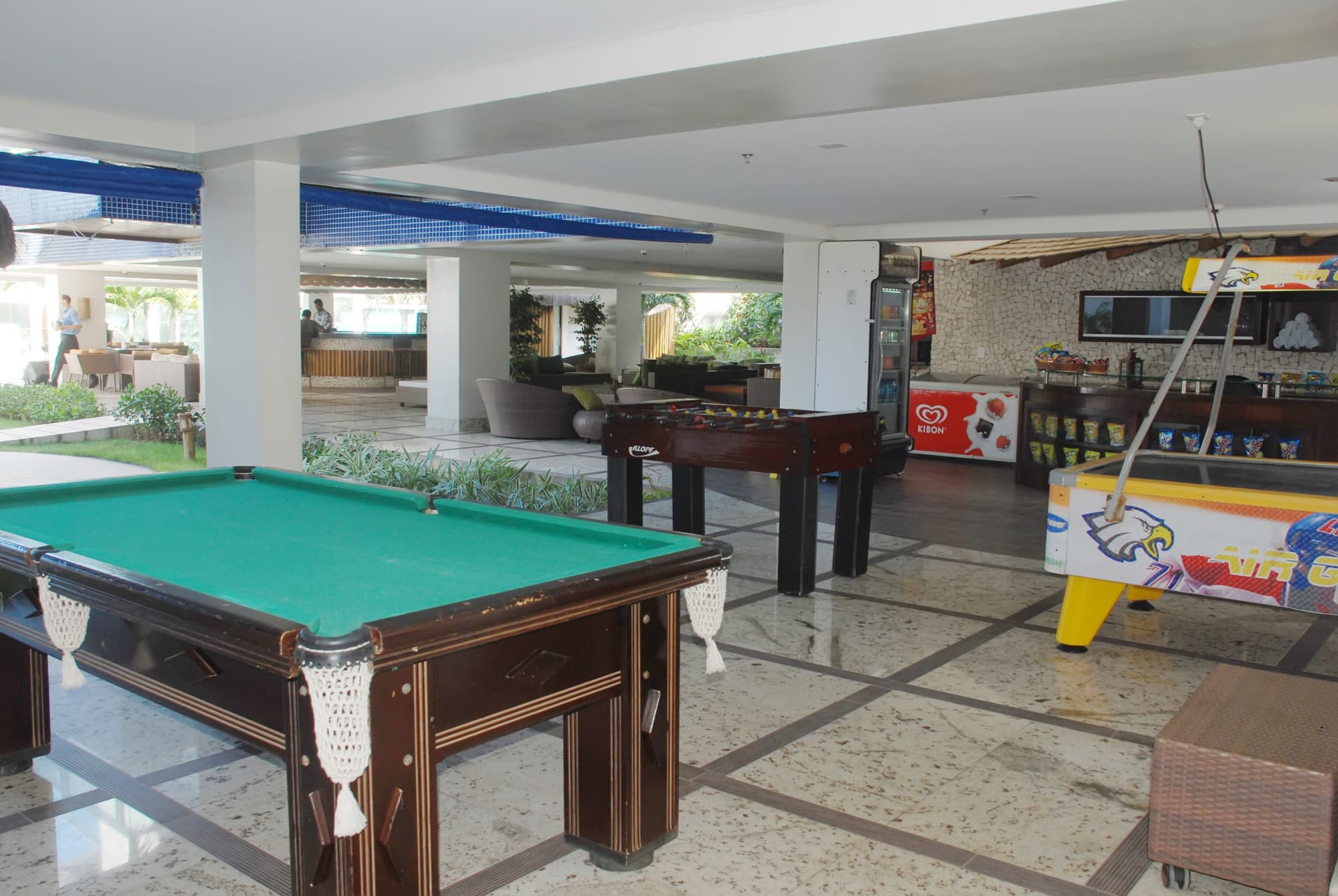 Coral Plaza Apart Hotel, Sports and Entertainment